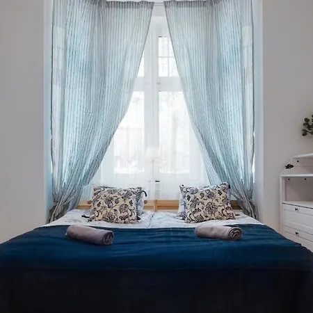 Aon Fahrenheita Dla 6 Osob شقة